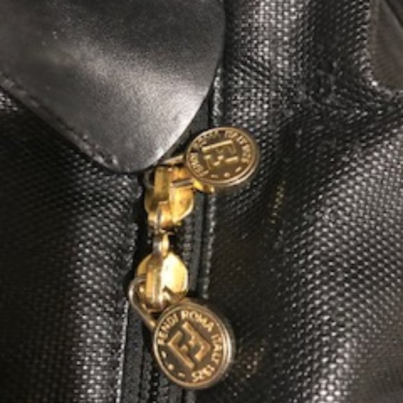 Authentic Black Fendi Handbag With Zip Closure! - Picture 2 of 10